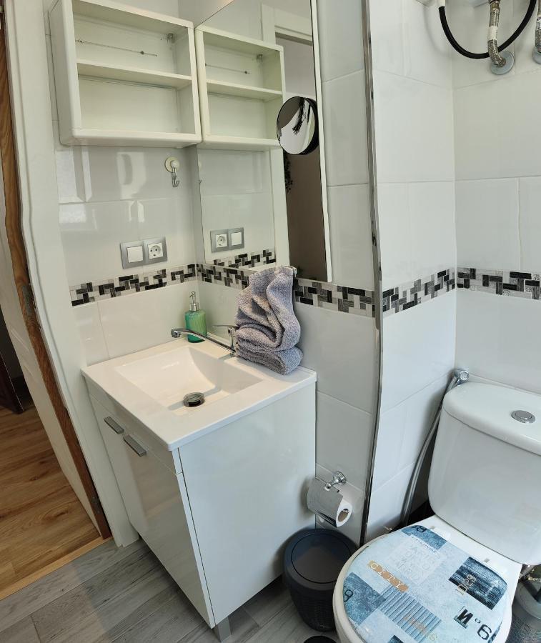Solaz-Andaluz City Center Apartment By Namaste Elite توريمولينوس المظهر الخارجي الصورة
