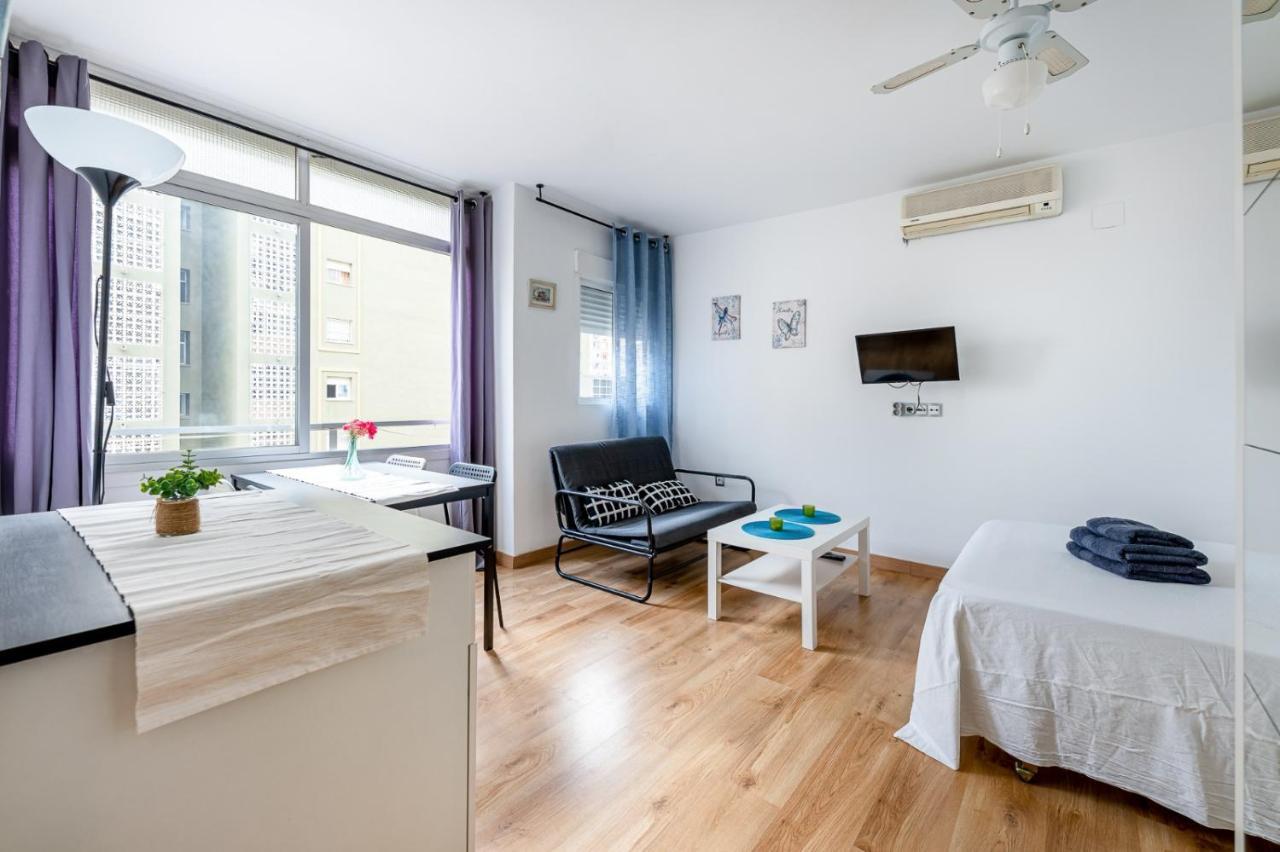 Solaz-Andaluz City Center Apartment By Namaste Elite توريمولينوس المظهر الخارجي الصورة